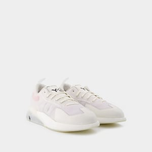 Orisan trainers in Oranje