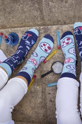 SPOX SOX - Heren & Dames Mismatched Crew Sokken - Laboratorium Sokken - Laboratorium