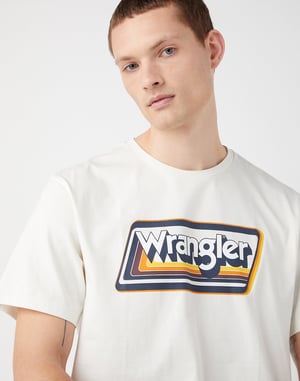 Wrangler - grafisch t-shirt gedragen in wit