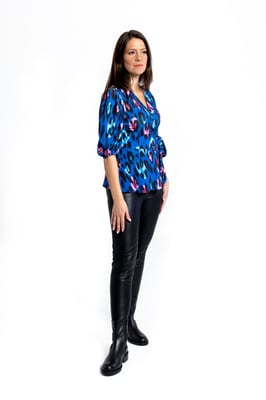 Wikkeltop met luipaardprint - Blauw