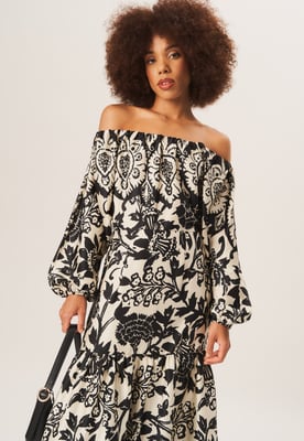 Bardot maxi-jurk met mono-randprint