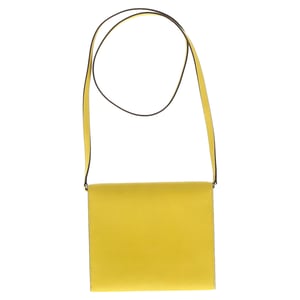 Hermès Cinhetic To Go Schoudertas in Geel Leer