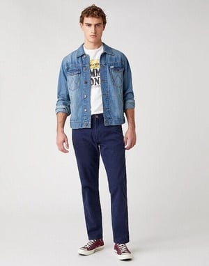 Wrangler - CASEY JONES CHINO DARK SAPPHIRE