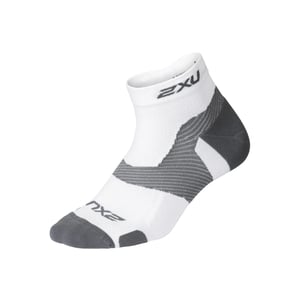 2XU Light Cush Heren Wit/Grijs 1/4 Crew Sokken