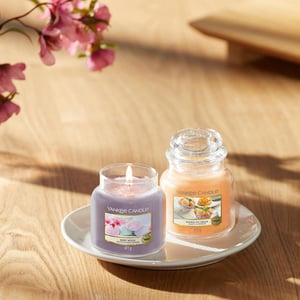 Yankee Candle Originele Medium Pot Geurkaars Berry Mochi, 411g