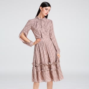 Pasvorm en flare blouse jurk