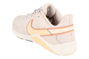 Nike Dames Legend Essential 2 Paarse Sneakers