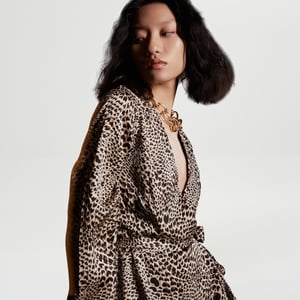 Cross-Heart Effect Dress met dierenprints