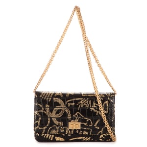 2.55 Graffiti Crocodile Reissue Wallet On Chain  Schoudertas