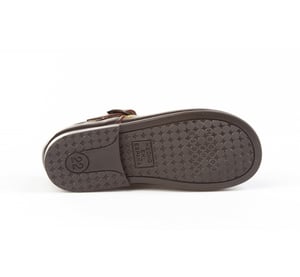 Merceditas-type schoen gemaakt van leer
