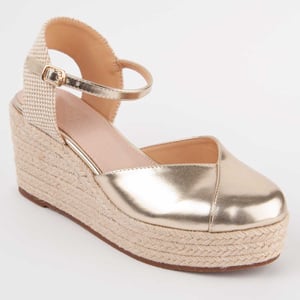 Montevita Espadrilles Met Sleehak Balenci3 Goud