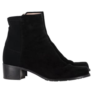 Stuart Weitzman Enkelboots in Zwart Suède