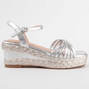 Montevita Sandalen Met Een Sleehak Salia4 Zilver