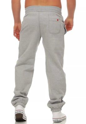 Nike Foundation heren Joggers met manchet in grijs
