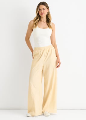 Crème broek met elastische taille