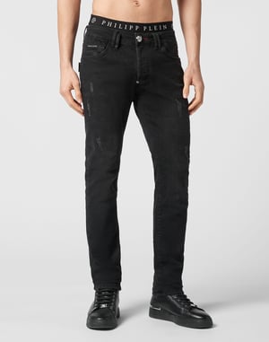 Jeans Recht Model