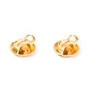 CC Crown Round Clip On Earrings  Oorbellen
