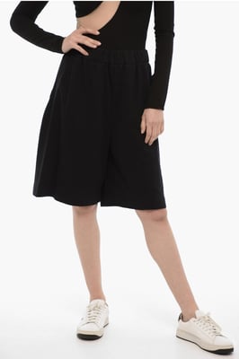 Katoenen shorts met patch in zwart