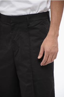 Zwarte shorts van katoenmix met meerdere zakken en riemlussen
