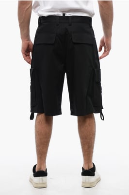 Katoenen cargoshorts met oogjes en gespen in zwart