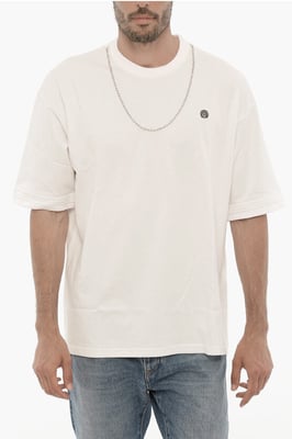 T-shirt met ronde hals, afneembare ketting en logoborduursel in het wit