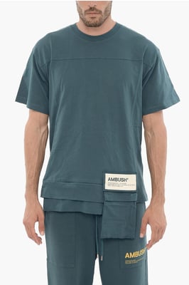 Effen T-shirt met ronde hals en zakje in blauw