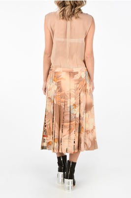 MMO Accordeon maxi asymmetrische jurk met bloemenprint van zijdemix in beige