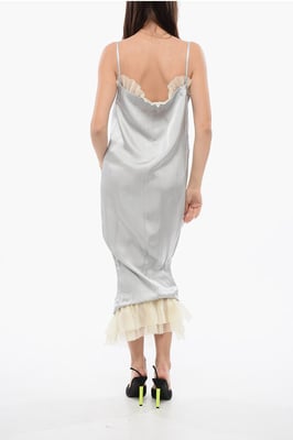 Satijnen UPSIDE DOWN-jurk met chiffon volants in grijs