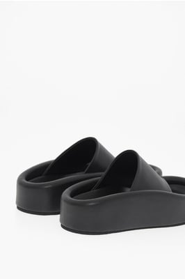 MM6 Kunstleren Teenslippers in Zwart