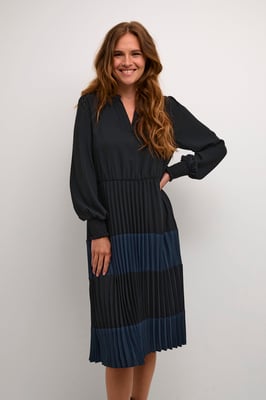 Jurk Feminine black blue