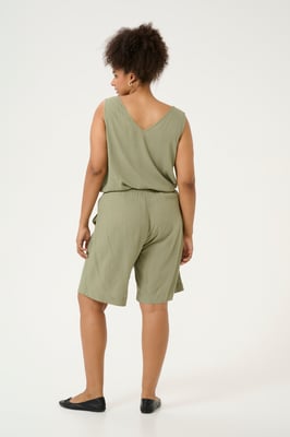 Short Regular fit Oil Green