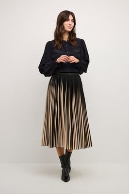 Rok Relaxed fit Blac