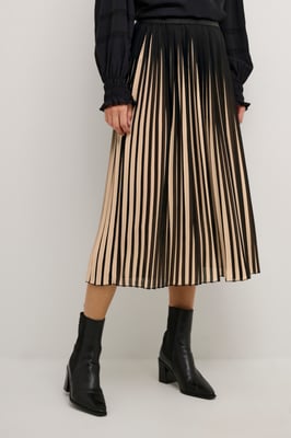 Rok Relaxed fit Blac