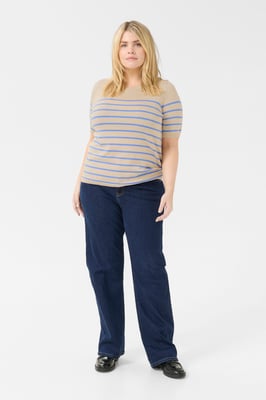 Pullover Regular fit cream