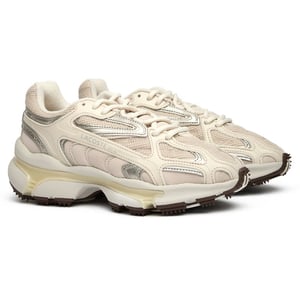 Lacoste L003 2k42 Sneakers