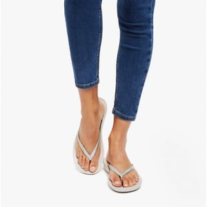 Fitflop Iqushion Dames Ergonomische Teenpost Sleehak Slippers Zilver