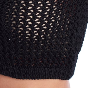 KWTT00103 Opengewerkte gebreide top voor dames