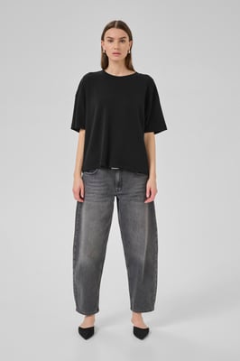 T-shirt HelleMW Baggy fit black