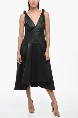 Leren jurk met knoopdetails in groen