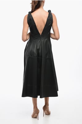 Leren jurk met knoopdetails in groen