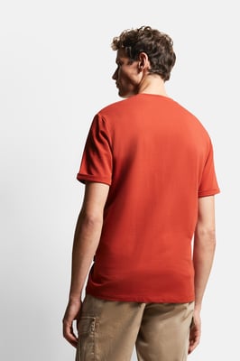Bugatti Herren T-shirt met discrete bugatti-opdruk