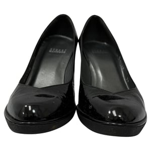 Stuart Weitzman Pumps in Zwart Glanzend Leer