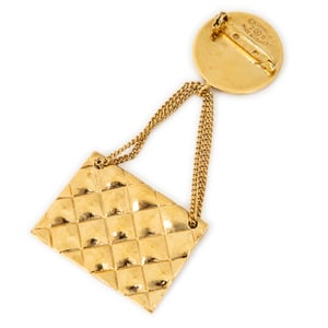 CC Quilted Flap Brooch  Broche