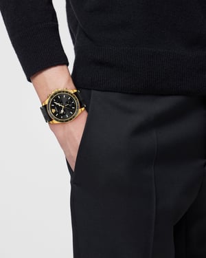 Versace Greca Chr Wave Heren Horloge Zwart VE0H00225
