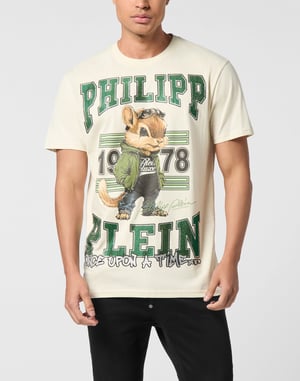 Round Neck T-Shirt College Squirrel Stones