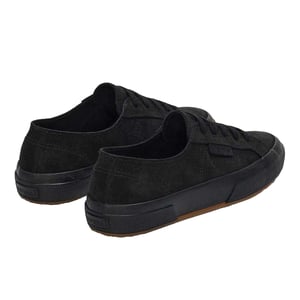 Superga Dames Flesh Out Suède Sneakers (Volledig Zwart)