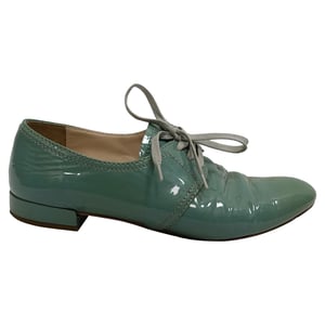 Prada Veterschoenen in Groene Patenten Leer