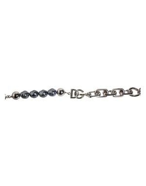 Zilverkleurige ketting met kreeftsluiting en logo armband met grijze parels