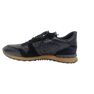 Valentino Garavani Rockrunner Lage Sneakers in Zwart Cali Leer