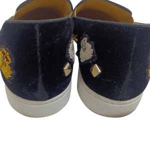 Christian Louboutin Miss Academy Slip-On Sneakers in Zwart Velours